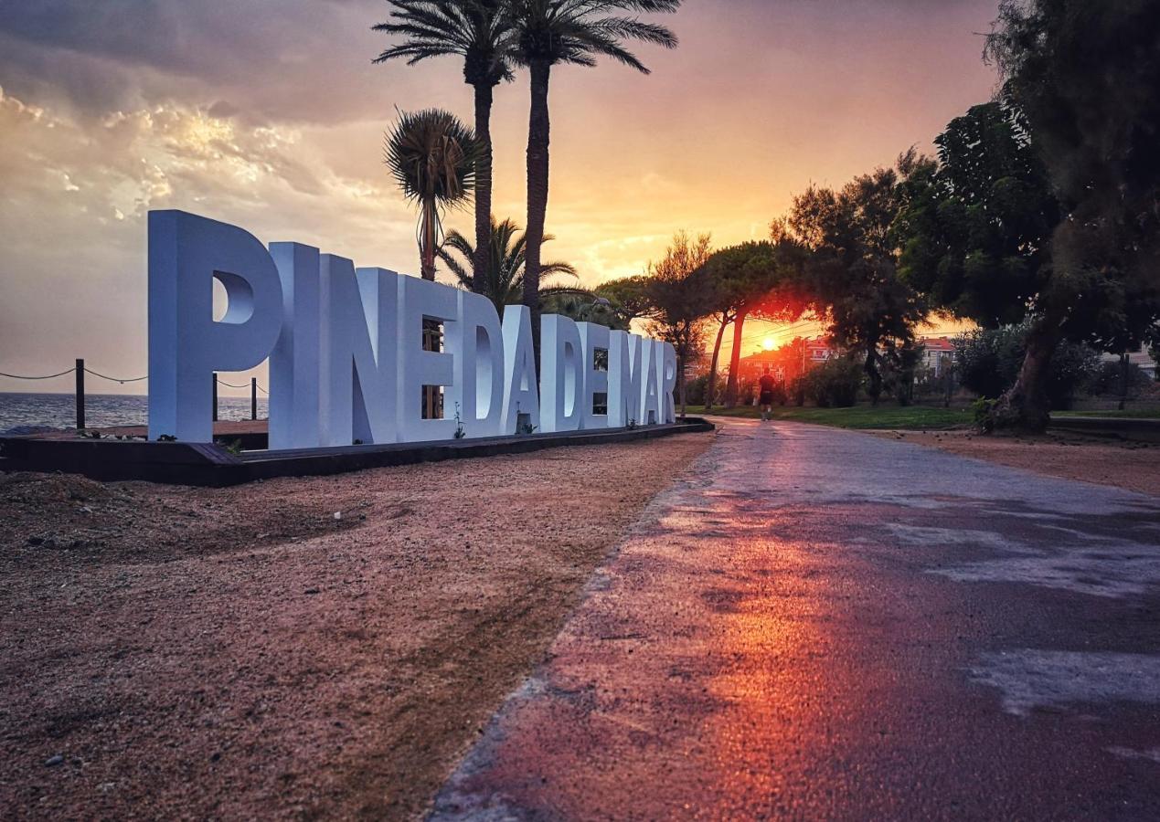 Apartamento En Planta Baja Pineda de Mar Exterior foto