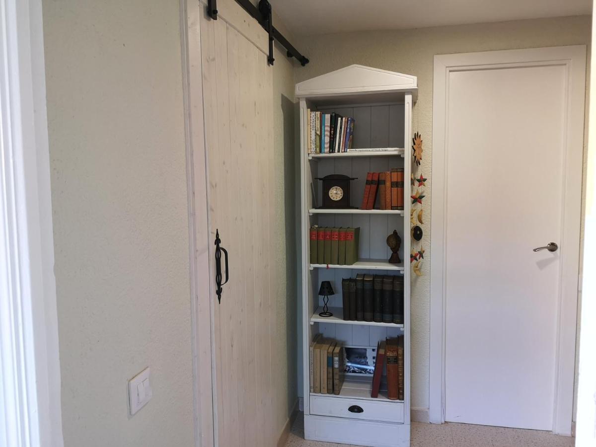 Apartamento En Planta Baja Pineda de Mar Exterior foto